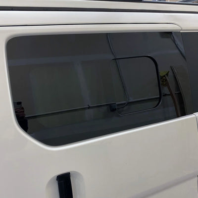 AM Auto Nissan NV200 Sliding Window - Driver Side Sliding Door (NNV15-L1-HSS-P)