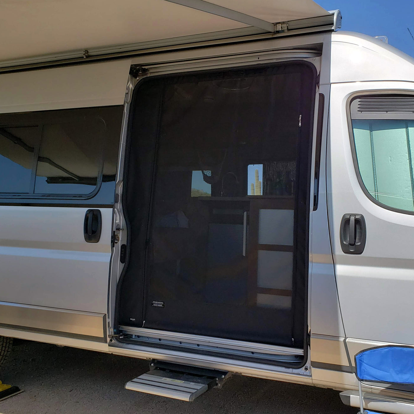 Rolef Magnetic Side Screen Door - Winnebago Travato 59K